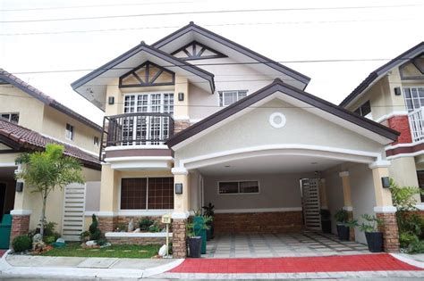 Villa vacation rentals in Clark Freeport .